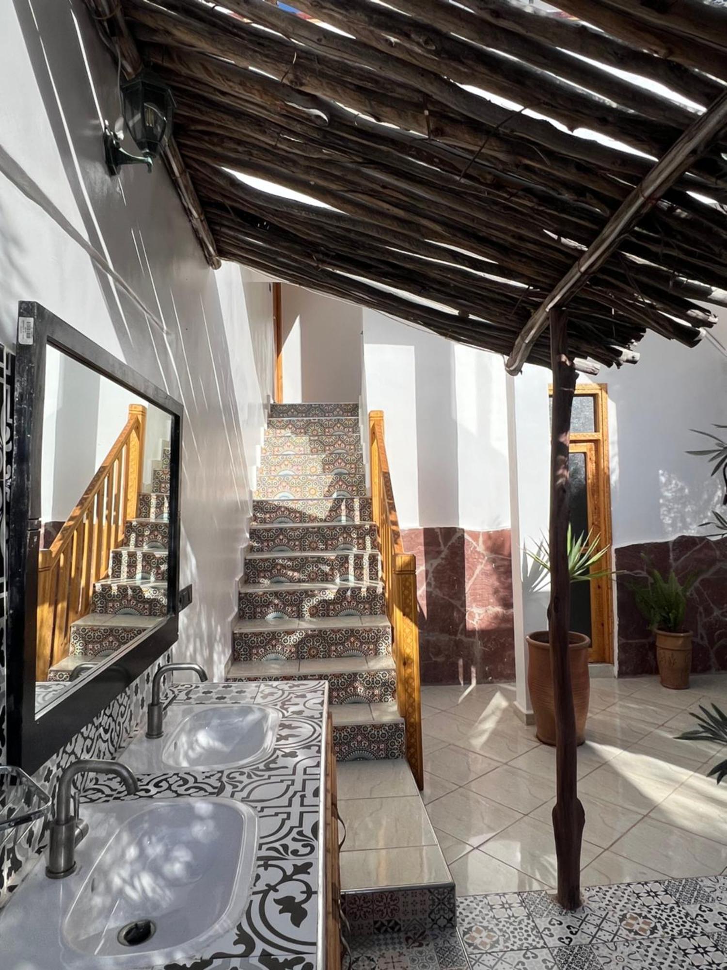 Single Fin Taghazout Surf & Stay Bagian luar foto